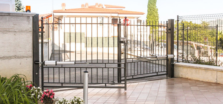 Los Angeles Swing Gate Repair
